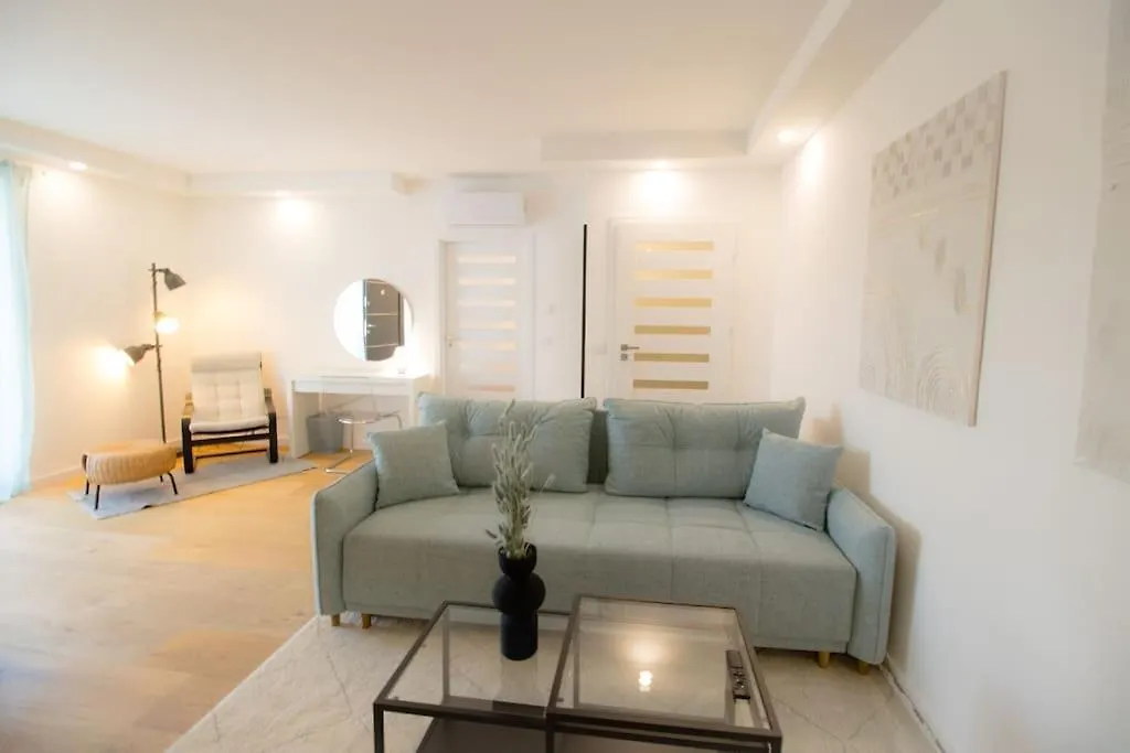 Charming Apartment In Heart Of Vienna L Jos20